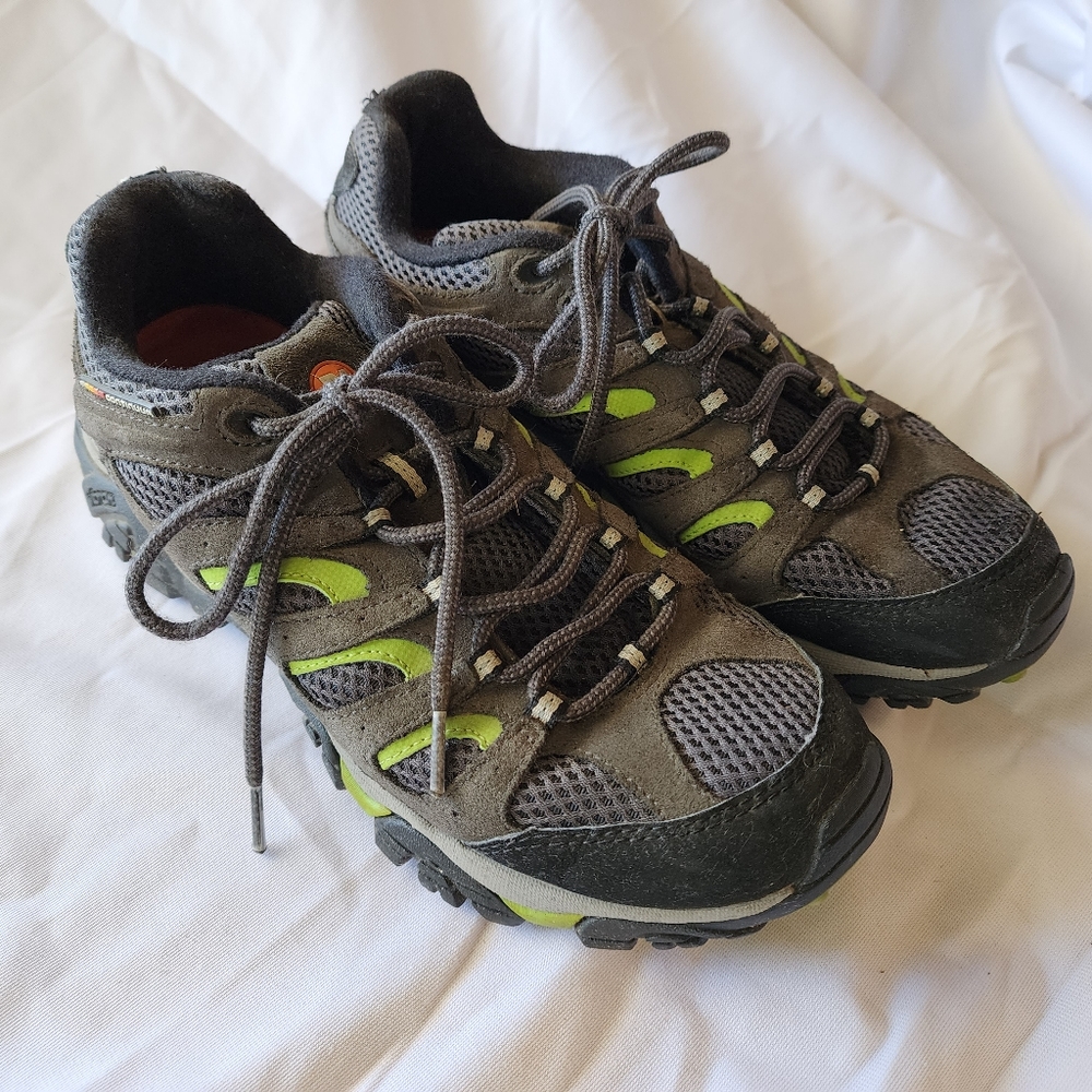 Merrell Moab hiking shoes